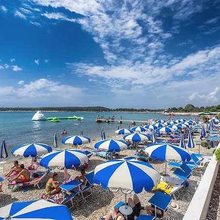 Дом отдыха Holiday Fh Edi